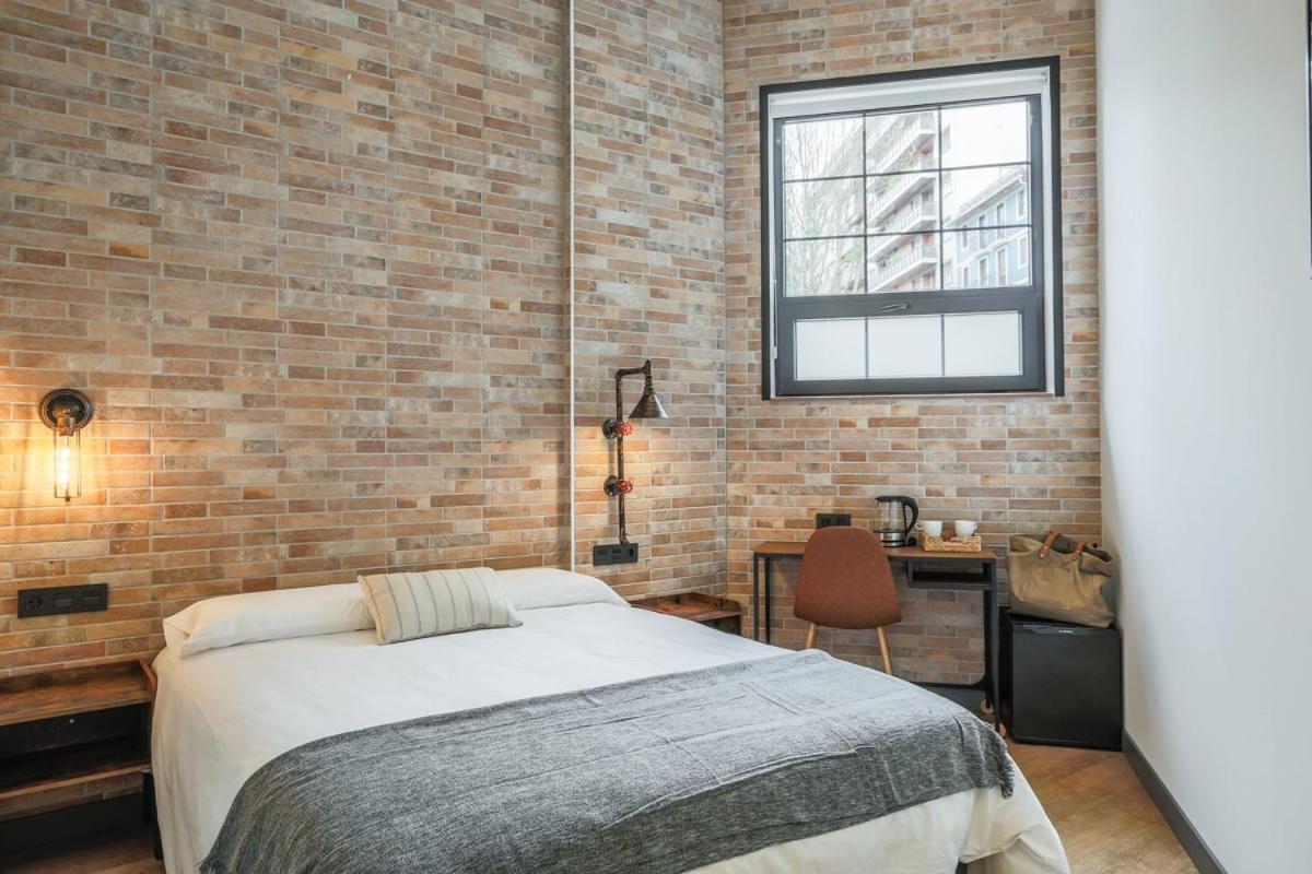 Pension H30 Bilbao Bagian luar foto